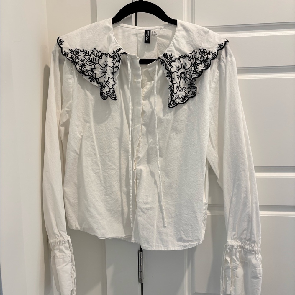 H&M | White Embroidered Women's Top